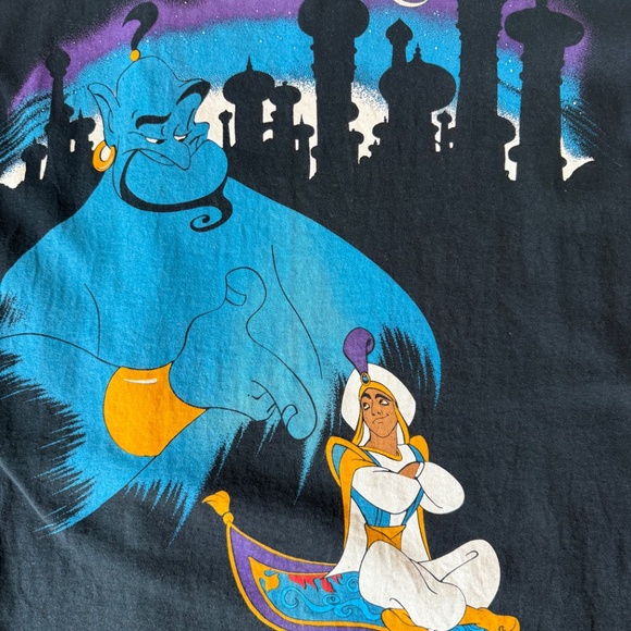 RARE ALADDIN and GENIE OSFA T-SHIRT - Picture 3 of 4